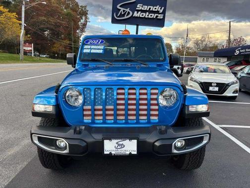 2021 Jeep Gladiator Sport