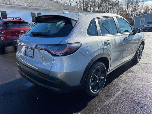 2023 Honda HR-V LX