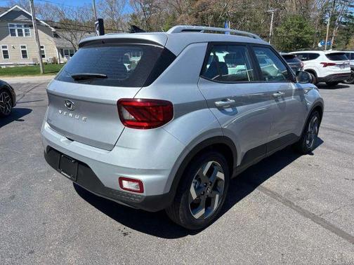 Stellar Silver 2021 Hyundai VENUE SEL