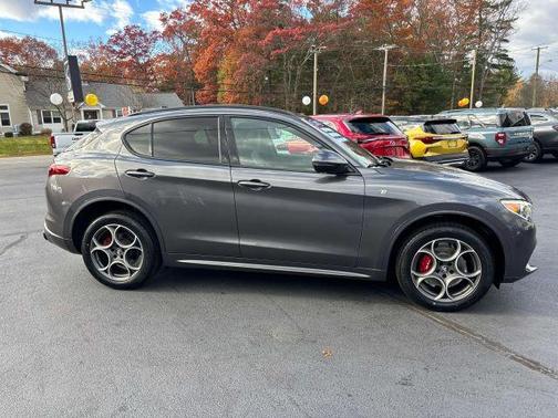 2022 Alfa Romeo Stelvio Ti