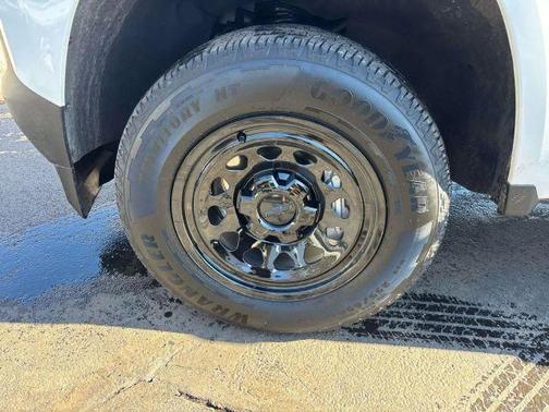 2024 Chevrolet Colorado WT