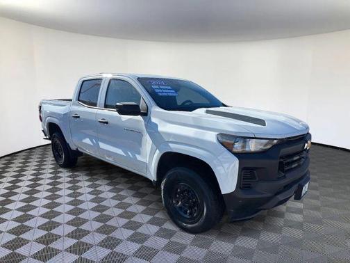 2024 Chevrolet Colorado WT