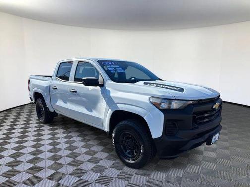 2024 Chevrolet Colorado WT