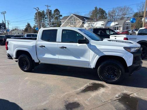 2024 Chevrolet Colorado WT