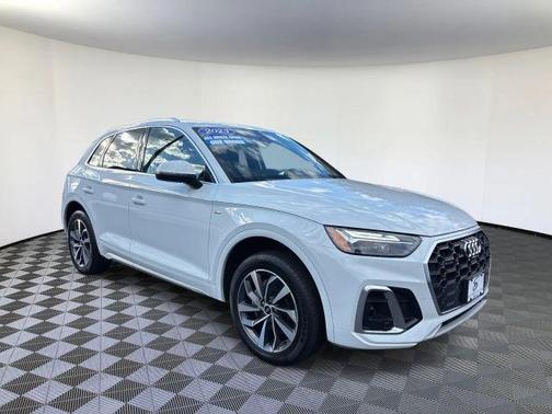 2023 Audi Q5 45 S line quattro Premium