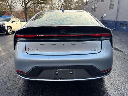 2025 Toyota Prius XLE