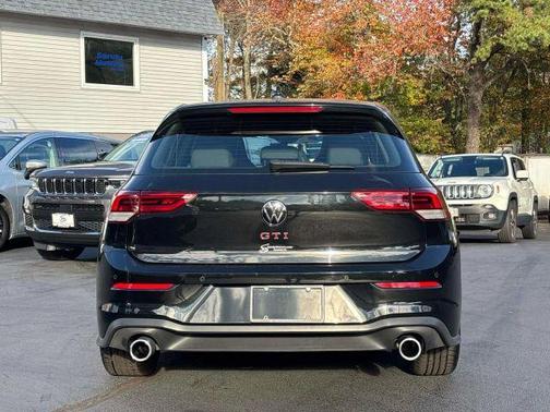 2024 Volkswagen Golf GTI 2.0T S