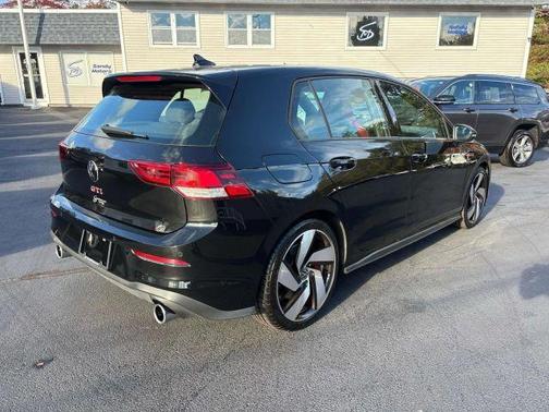 2024 Volkswagen Golf GTI 2.0T S