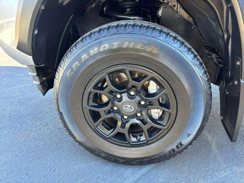 2020 Toyota Tacoma SR