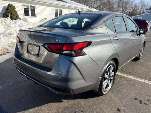 2023 Nissan Versa 1.6 SV