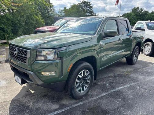 2022 Nissan Frontier SV