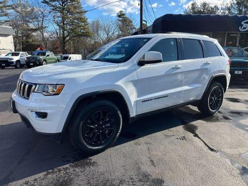 2021 Jeep Grand Cherokee Laredo