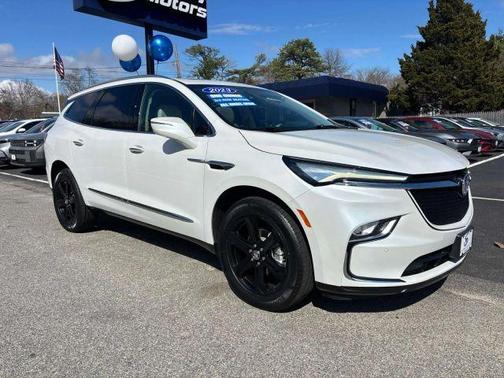 Summit White 2023 Buick Enclave Essence