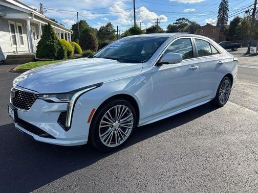 2022 Cadillac CT4 Premium Luxury
