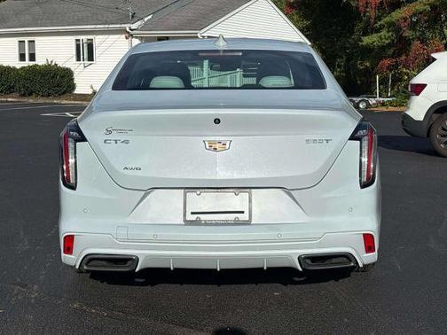 2022 Cadillac CT4 Premium Luxury