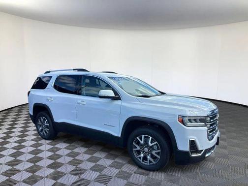 Summit White 2023 GMC Acadia SLE