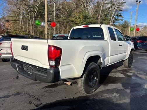 2022 Toyota Tacoma SR5
