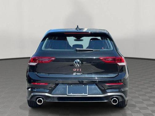 Mythos Black Metallic 2024 Volkswagen Golf GTI 2.0T S