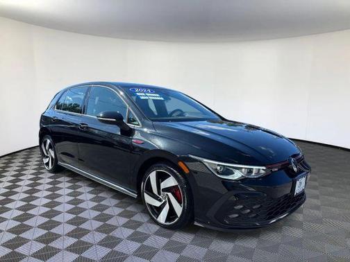 Mythos Black Metallic 2024 Volkswagen Golf GTI 2.0T S