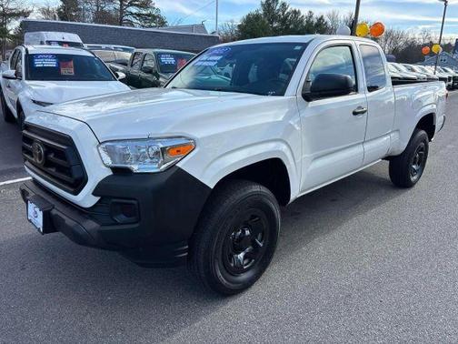 2022 Toyota Tacoma SR