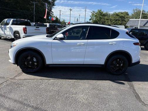 2022 Alfa Romeo Stelvio Ti