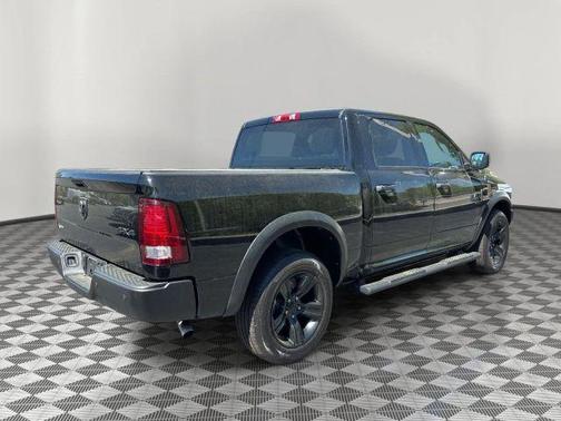 Diamond Black 2022 RAM 1500 Classic SLT