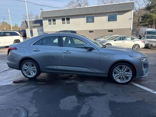 2024 Cadillac CT4 Premium Luxury