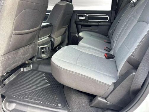 Bright White Clearcoat 2024 RAM 2500 Big Horn