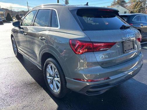 2023 Audi Q3 45 S line Premium