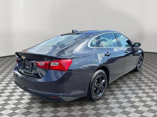Mineral Gray Metallic 2023 Chevrolet Malibu LT