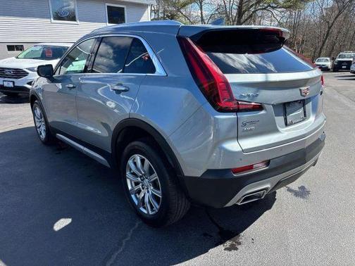 Metallic 2023 Cadillac XT4 Premium Luxury
