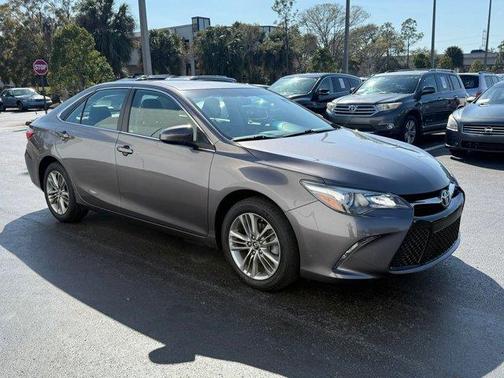 2017 Toyota Camry SE