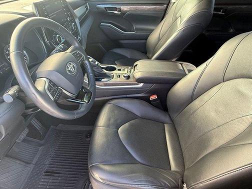 2020 Toyota Highlander Limited