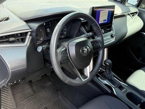 2024 Toyota Corolla Hybrid SE