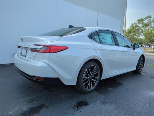2025 Toyota Camry XLE