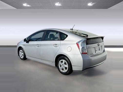 Classic Silver Metallic 2010 Toyota Prius III