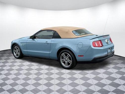 2010 Ford Mustang Base