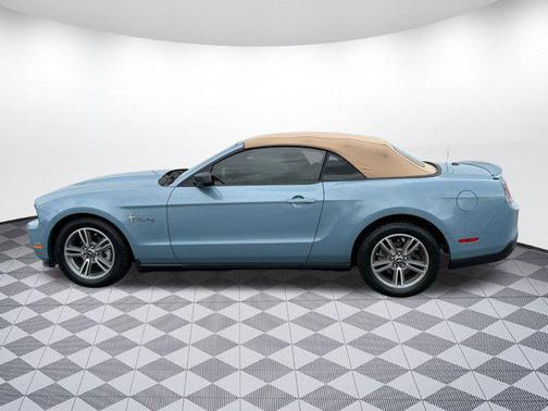 2010 Ford Mustang Base