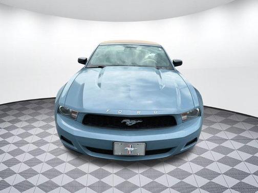 2010 Ford Mustang Base