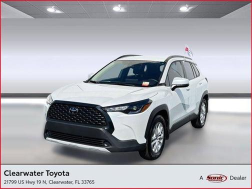 Wind Chill Pearl 2024 Toyota Corolla Cross LE