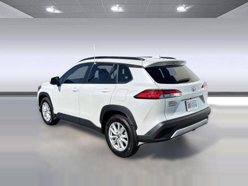 Wind Chill Pearl 2024 Toyota Corolla Cross LE