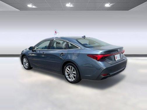 Harbor Gray Metallic 2021 Toyota Avalon Hybrid XLE