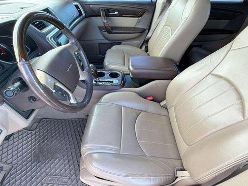 White Frost Tricoat 2016 GMC Acadia Denali