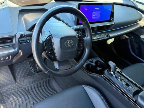 2024 Toyota Prius XLE