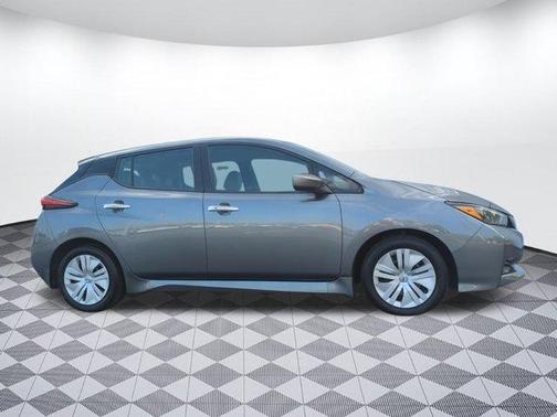 2022 Nissan Leaf S 40 kWh