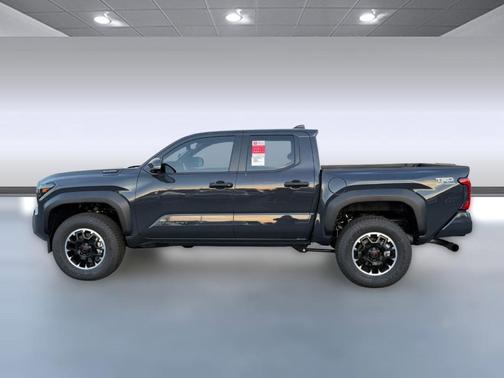 2026 Toyota Tacoma Hybrid TRD Off Road