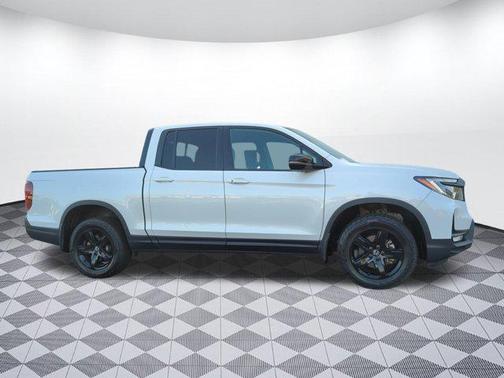 2023 Honda Ridgeline Black