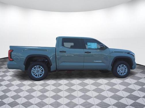 2025 Toyota Tundra SR
