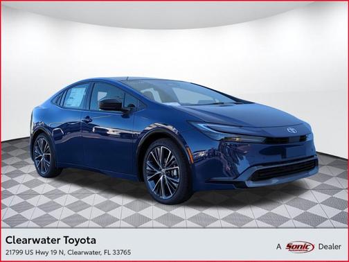 2025 Toyota Prius LE