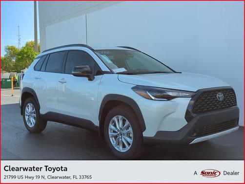 2025 Toyota Corolla Cross LE